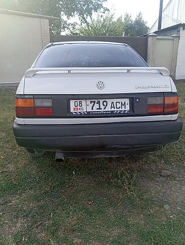 Транспорт: Volkswagen Passat: 1993 г., Механика, Бензин — 8