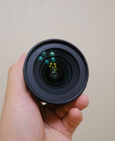 требуется фотограф: Продам Sigma 16mm f1.4 для Fujifilm X-mount Состояние отличное, почти