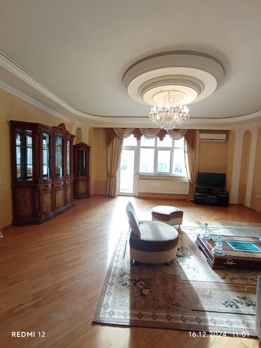 Uzunmüddətli kirayə mənzillər: Kirayə 🏡 verilir 4 otağlı (184 kv ) mənzil. 12 mərtəbənin 7-isi — 9