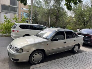купить авто с кореи бу: Daewoo Nexia: 2008 г., 1.6 л, Механика, Бензин, Седан