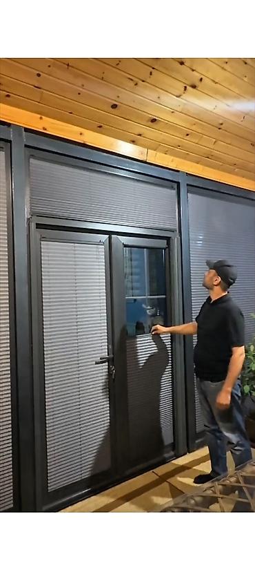 plasiq qapi: Türkiyə məhsulu olan pilise pərdə rahat açılıb bağlanan rənglər — 1