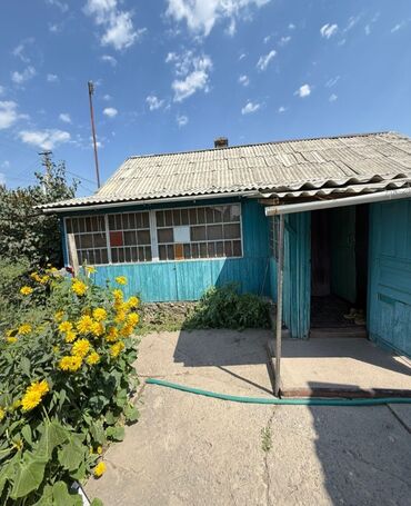 дом для вечеринок: Дом, 40 м², 3 комнаты, Риэлтор, Старый ремонт