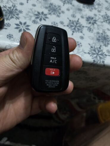операционные системы электронный ключ: Ачкыч Toyota 2017 г., Колдонулган, Оригинал, Жапония