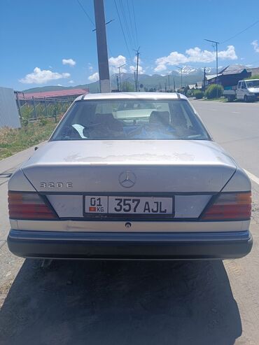 мерседе вито: Mercedes-Benz 230: 1991 г., 2.3 л, Механика, Бензин, Седан