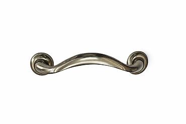 Metal qapı/dolab tutacağı – klassik bükümlü dizayn 🇹🇷 - Material