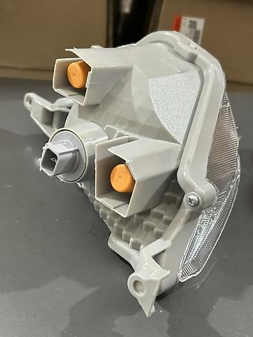isıq: Toyota Aqua pavarotnik 81511-52060 * 8151152060 * 81510-52060 — 4