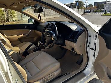 gold wing: Honda Accord: 2003 г., 2 л, Автомат, Бензин, Седан — 5