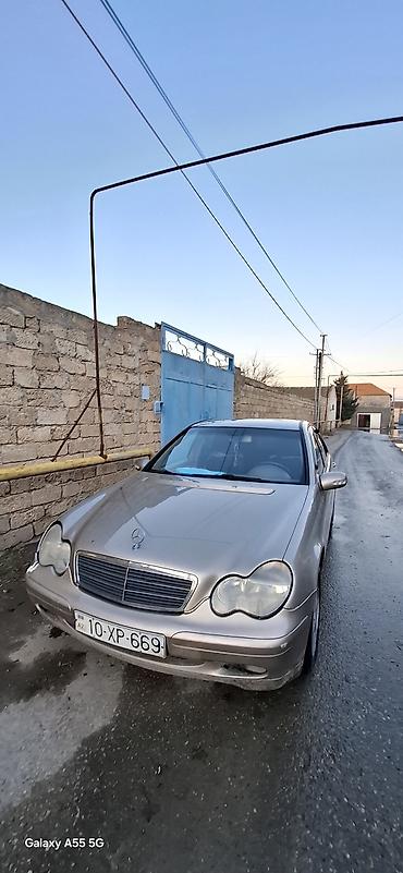 mercedes satilir: Mercedes-Benz 220: 2.2 l | 2001 il Sedan — 1