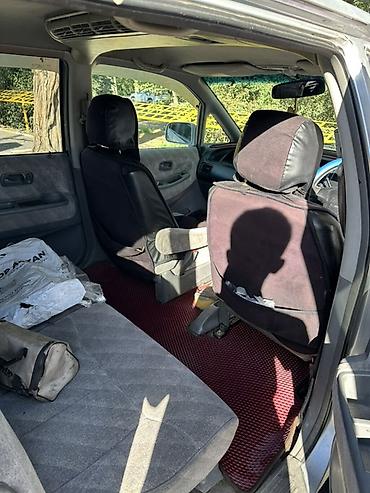 Другие детали салона: Honda — одиссей,салон минивэна. Основные особенности: - Просторный — 4