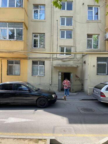 gencede satilan bina evleri: Баку, 8-ой километр, 2 комнаты, Вторичка, м. Гара Гараев, 39 м²