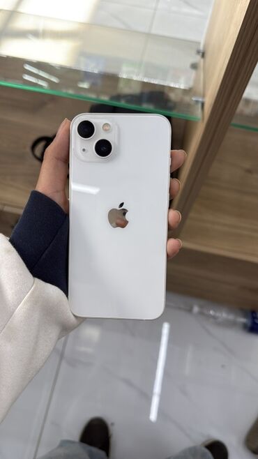 ноутбук белый: IPhone 13, Старлайт, 97 %