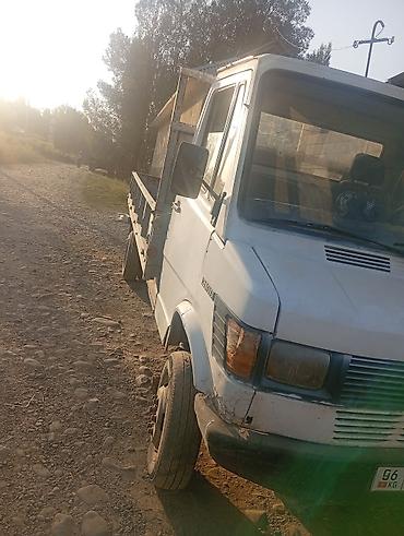 компрессор спринтер: Жеңил жүк ташуучу унаа, Mercedes-Benz, Стандарт, 3 т, Колдонулган — 2