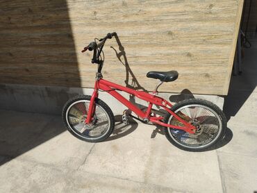 велосипед magellan: Продается детский велосипед ВМХ. Грузоподъёмность до 80кг. Состояние