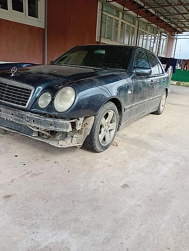 masın satışı: Mercedes-Benz 240: 2.4 l | 1997 il Sedan — 9