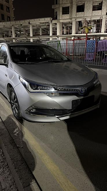 tayota alfart: Toyota Corolla: 2019 г., 1.9 л, Вариатор, Гибрид, Седан — 1