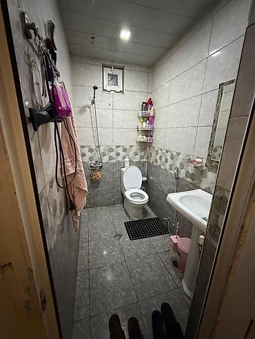 goycay ev elanlari: Mətbəxlə 4 otaqlı mənzil. - Geniş zal, - 2 yataq otağı, - Mətbəx — 5