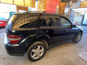 Mercedes-Benz: Mercedes-Benz M-Class: 2005 г., 3.5 л, Автомат, Бензин, Кроссовер at lalafo.kg — 13 Mercedes-Benz: Mercedes-Benz M-Class: 2005 г., 3.5 л, Автомат, Бензин, Кроссовер — 13