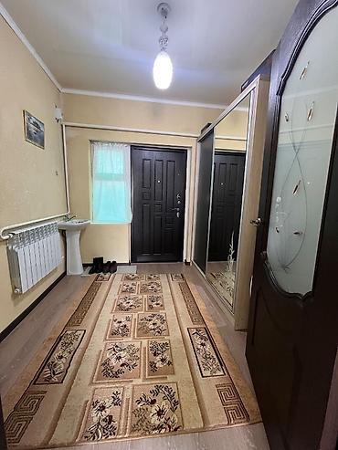 Продажа коттеджей и домов: Продаю дом 5 комнат, с ремонтом 100 кв. м, в центре г. Орловка. Уч — 9