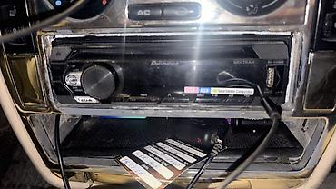 Колонки и сабвуферы: Avtomobil audio sistemi – tam komplekt Tərkib: - Pioneer baş blok — 2