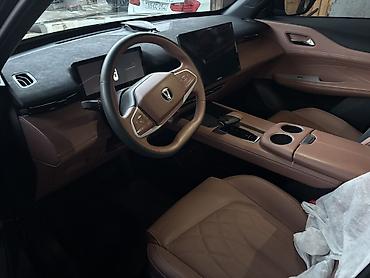 elektrikli maşınlar: Changan Uni-Z: 1.5 l | 2025 il 7000 km Ofrouder/SUV — 5