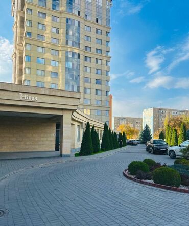 Продажа квартир: 3 комнаты, 104 м², Элитка, 3 этаж, Евроремонт