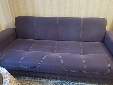 mor rəng: Bənövşəyi rəngdə, geniş oturacaqlı divan. - Yumşaq məxməri/parça — 2