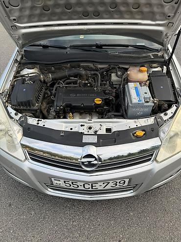 фольксваген пассат 1: Opel Astra: 1.4 л | 2009 г. 255000 км Хэтчбэк — 6