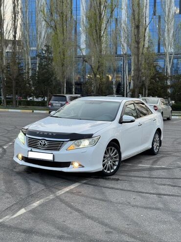 Toyota Camry: 2012 г., 3.5 л, Автомат, Бензин, Седан