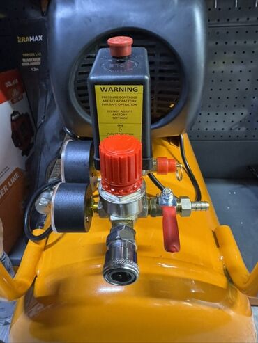 Компрессоры: Компрессор Для покраски, Электрический, Поршневой, Новый — 4