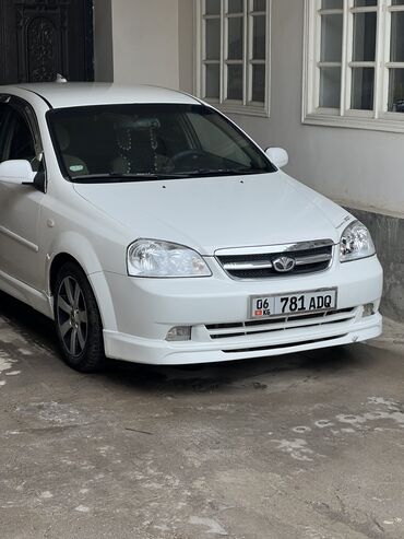 даево матиз 1: Daewoo Lacetti: 2004 г., 1.6 л, Автомат, Бензин, Седан