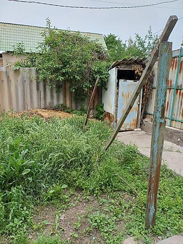 Продажа полдома: Срочно продаётся полдома Участок 2,5 сотки. Район Красного — 3
