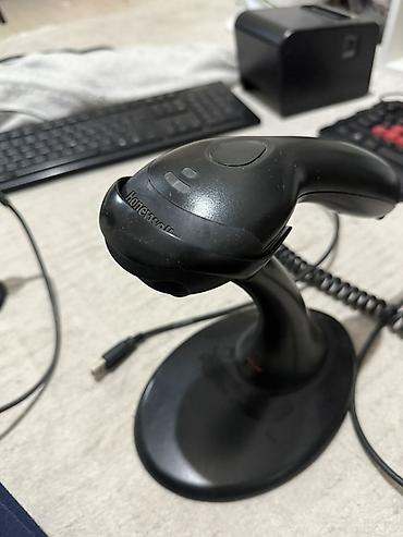 1d: Сканер штрих‑кодов Honeywell с подставкой БУ - Проводной ручной — 1