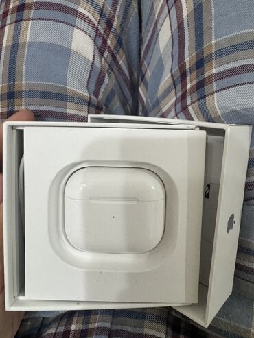 чехол для airpods про: AirPods Pro (1 поколение) Продаю одно ухо (левый наушник) с кейсом