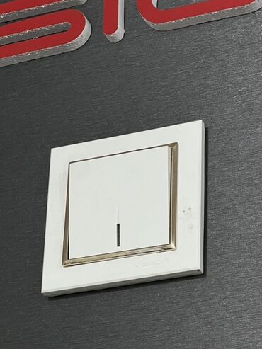 меняю на 07: Выключатель клавишный настенный - Тип: одноклавишный механический