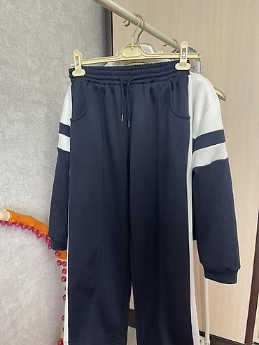 Пуховики и зимние куртки: Разгрузка вещей Есть новые и в отличном состоянии Часть денег отдадим — 7