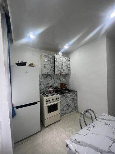 аренда квартир на долгий срок город ош: 1 бөлмө, Кыймылсыз мүлк агенттиги, Чогуу жашоосу жок, Толугу менен эмереги бар