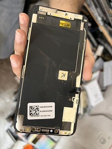 iphone x 2 ci el: IPhone 11 Pro Max, 512 GB, Qızılı, Face ID — 7