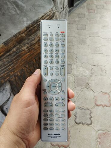 Musiqi mərkəzləri: - Marantz AV Surround Receiver SR8600 - HDMI girişi - Dolby — 30