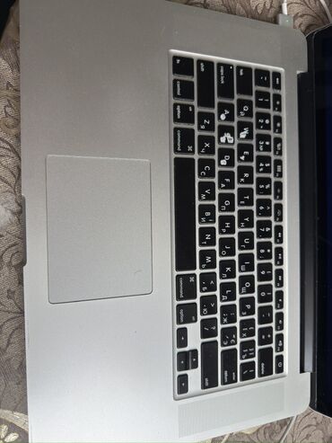 Apple MacBook: İşlənmiş Apple MacBook, 15.4 ", Intel Core i7, 256 GB — 7