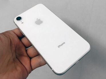 Apple iPhone: IPhone Xr, Новый, 64 ГБ, Белый, Чехол, 78 %