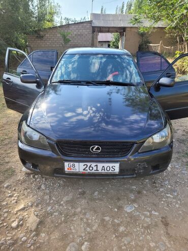 Lexus: Lexus IS: 2002 г., 2 л, Механика, Бензин, Седан