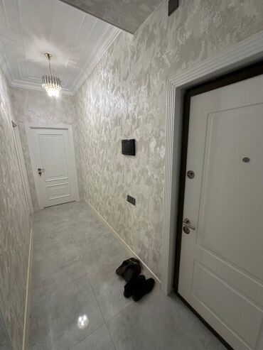 Uzunmüddətli kirayə mənzillər: Xətai rayonu Kazimaqa Kərimov küçəsində yerləşən 14 mərtəbəli yeni — 7