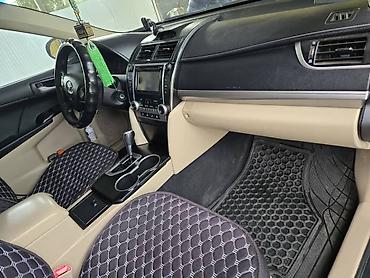 Toyota: Toyota Camry: 2012 г. — 7