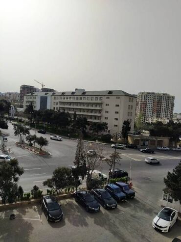 Yeni tikili: 3 otaqlı, Yeni tikili, m. Həzi Aslanov, 120 kv. m -da lalafo.az — 18 Yeni tikili: 3 otaqlı, Yeni tikili, m. Həzi Aslanov, 120 kv. m — 18