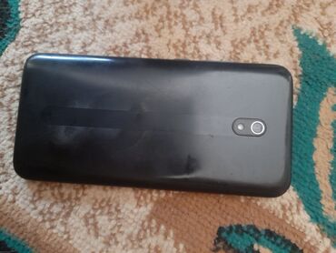 rəsmi 9 s: Xiaomi Redmi 8A, 32 ГБ, цвет - Черный