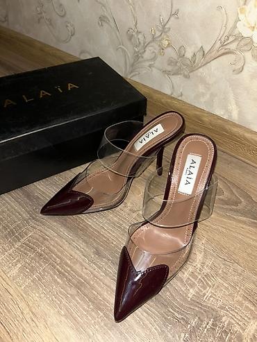 ayaqlar: Tuflilər, Ölçü: 35, Yeni — 1