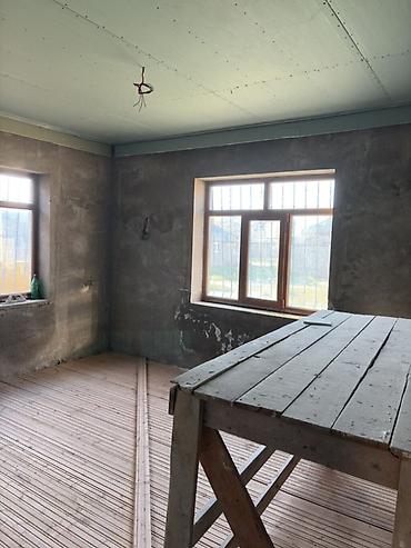 karavan satışları: Satılır: 4 otaqlı 130kv 2 sotun içinde padmayaq ev belediye seneti — 7
