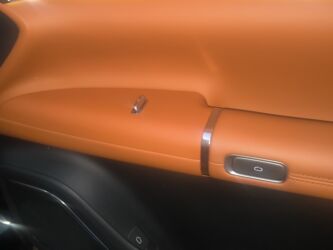 Tesla: Maraglanna şəxslər əlaqə saxlasın ətraflı məlumat verim — 3