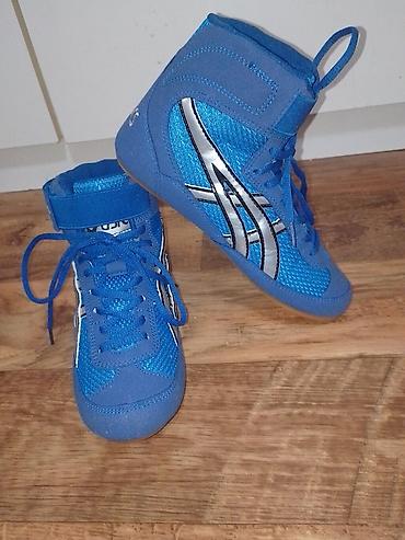 Patike: ASICS dečije rvačke patike – broj 33 - Model: visoki profil sa — 8