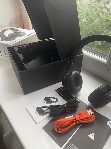 лазерный аппарат soprano titanium: Беспроводные накладные наушники, JBL, Б/у — 3